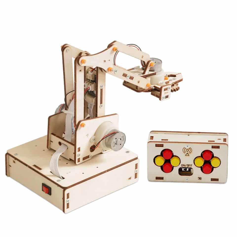 Manipulator Arm: Robotics Kit