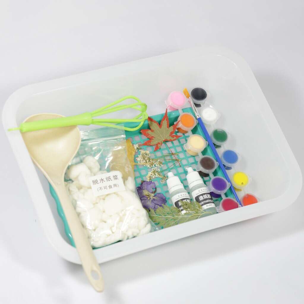 Paper Making: Chemistry Kit